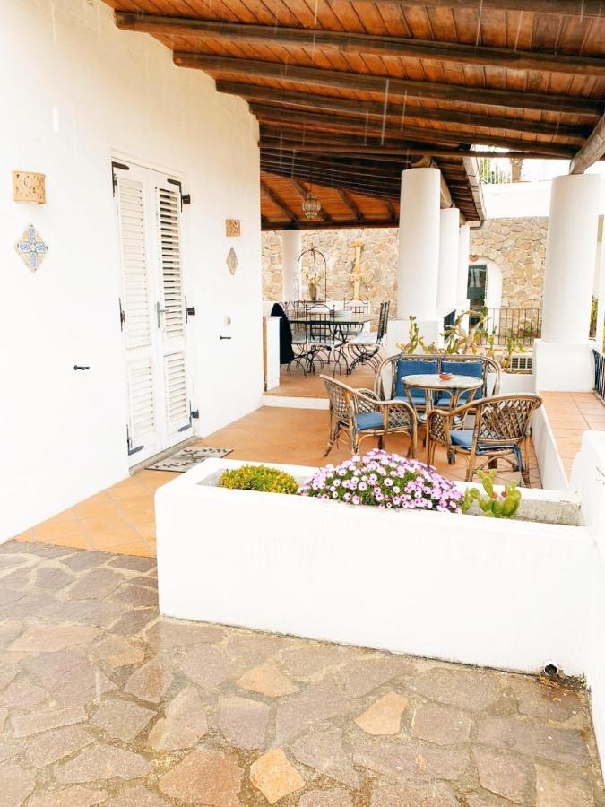 Villa Belvedere Lipari  Eksteriør billede