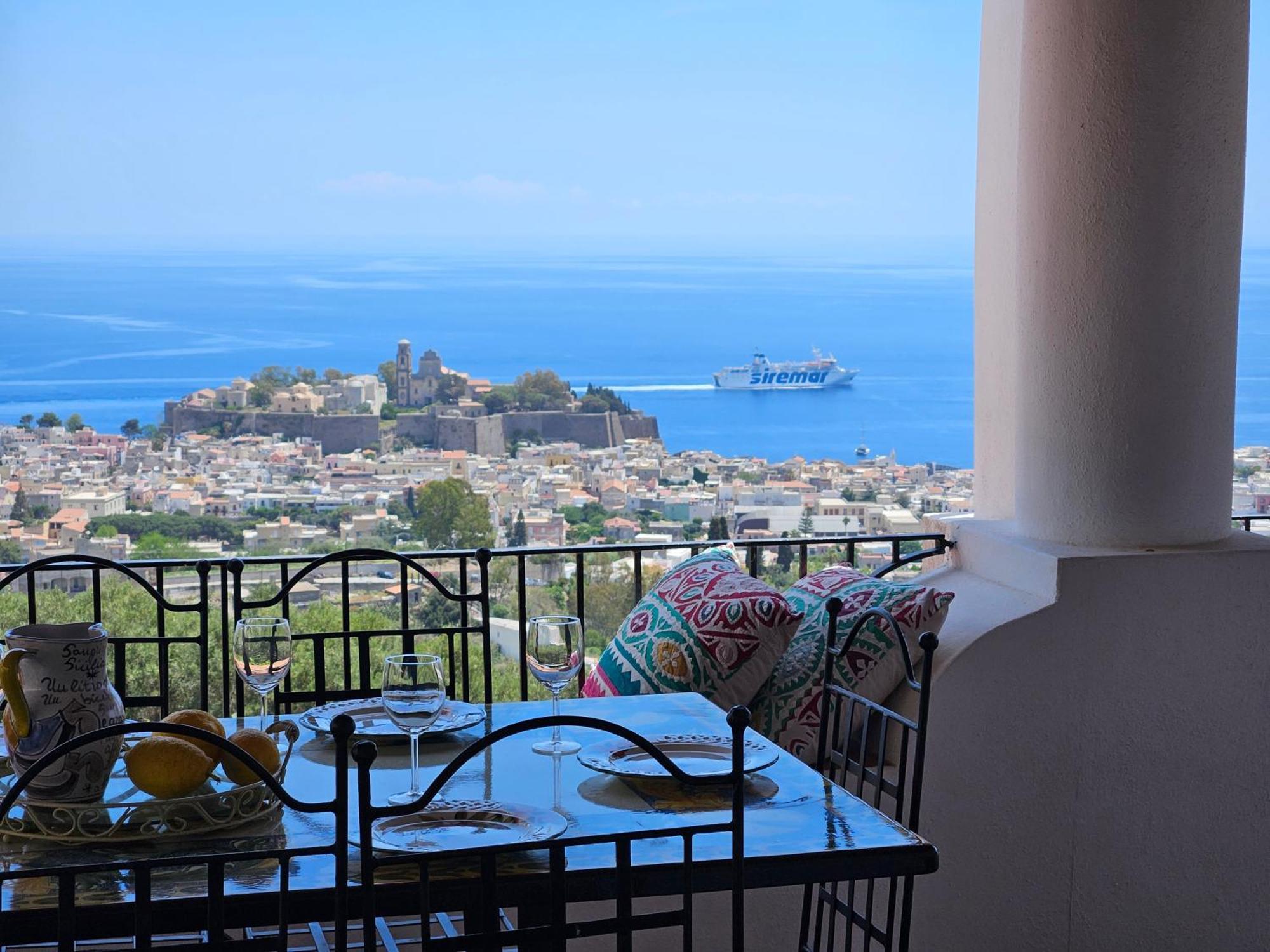 Villa Belvedere Lipari  Eksteriør billede