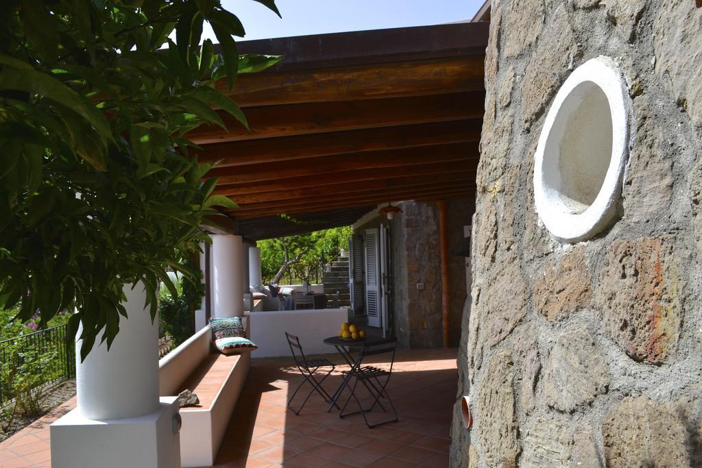 Villa Belvedere Lipari  Eksteriør billede
