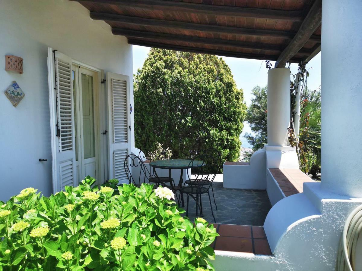 Villa Belvedere Lipari  Eksteriør billede