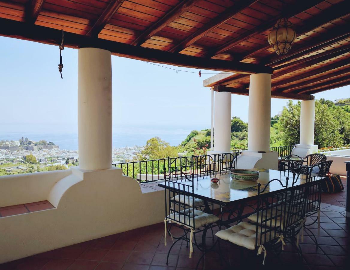 Villa Belvedere Lipari  Eksteriør billede
